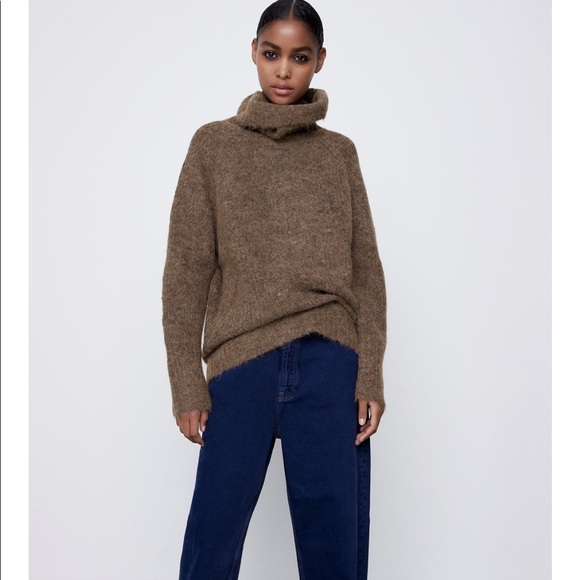 Zara Wool and Alpaca Blended Sweater - Picture 2 of 7